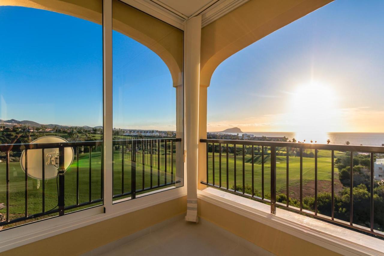 Golf View Apartment - Stunning Ocean View Golf Del Sur Сан Мигел де Абона Екстериор снимка